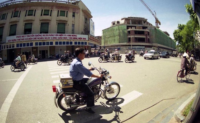 Early Doi Moi Hanoi through a Japanese lens - 1