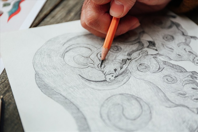 Young artist revives folk prints - 2