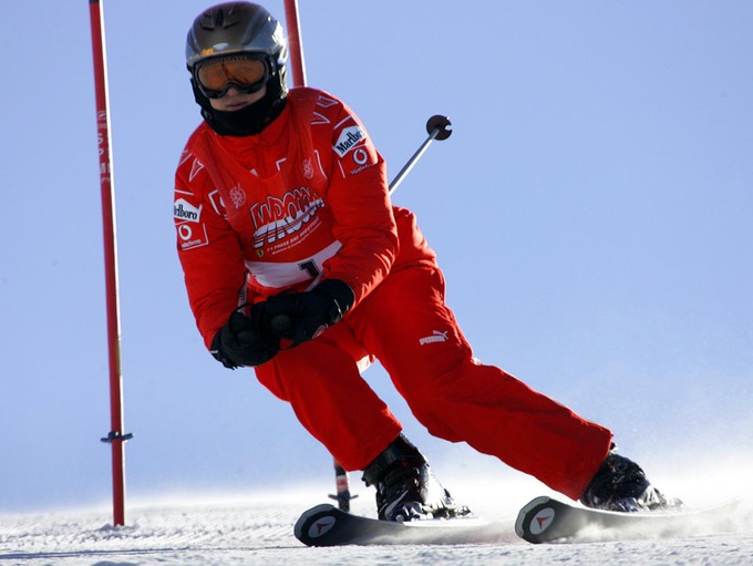 Former F1 driver Schumacher in critical condition - 1