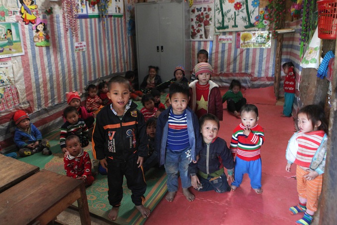 Temporary classrooms for poor students in Ha Giang Province - 5