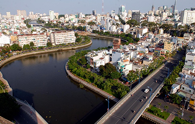 HCM City 39 years after Reunification Day - 5