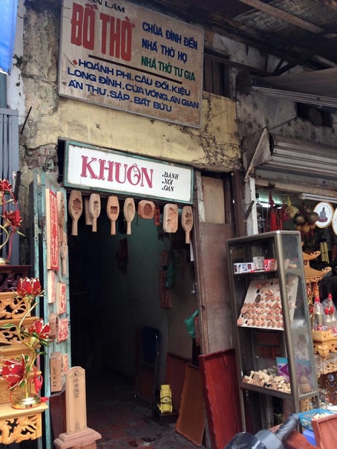 Tiny shops cling to Hanoi of old - and prosper - 6
