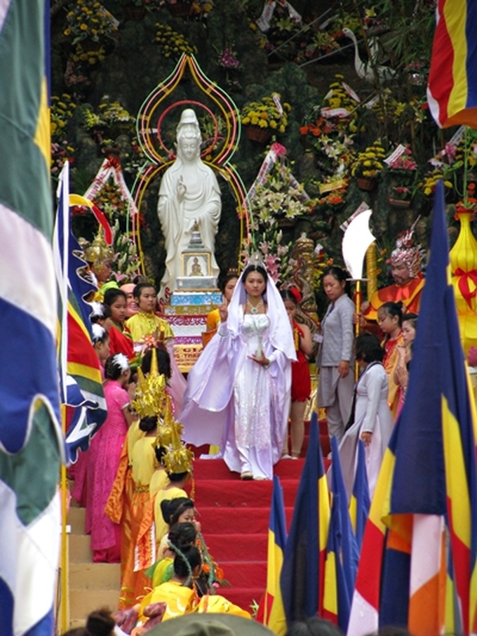 Danang hosts Goddess of Mercy festival - 4 Danang hosts Goddess of Mercy festival - 4