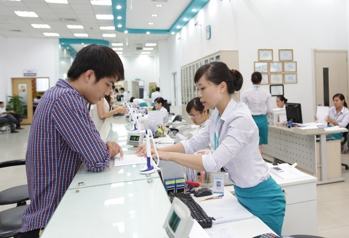 70% of adults to have bank accounts by 2020 - 1