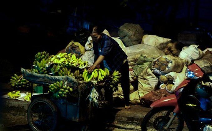 Saigon's floating market a bit less vibrant - 1