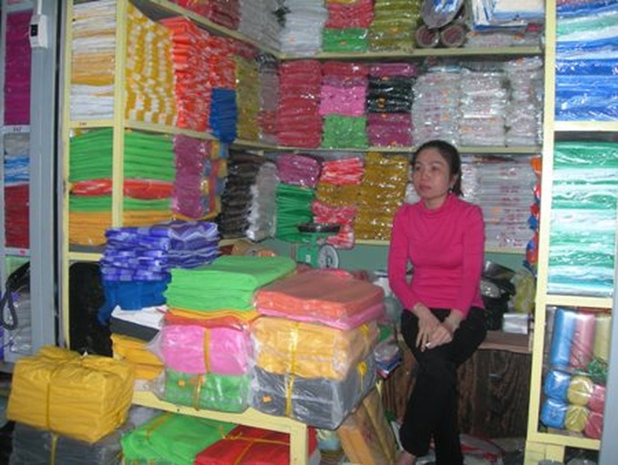 Taxes on plastic bags fail to stifle demand - 1 Taxes on plastic bags fail to stifle demand - 1