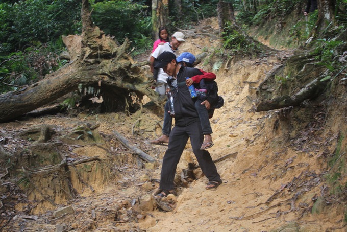 Teachers call to improve living condition of mountainous pupils - 1 Teachers call to improve living condition of mountainous pupils - 1