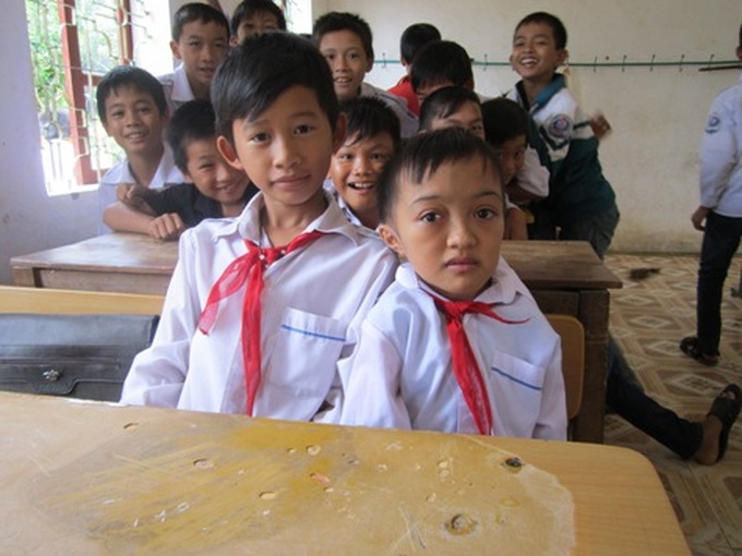 Brittle-bone boy faces life with strength - 2