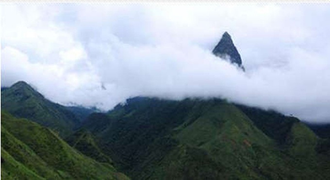 Lao Cai’s top ten beautiful mountains - 2