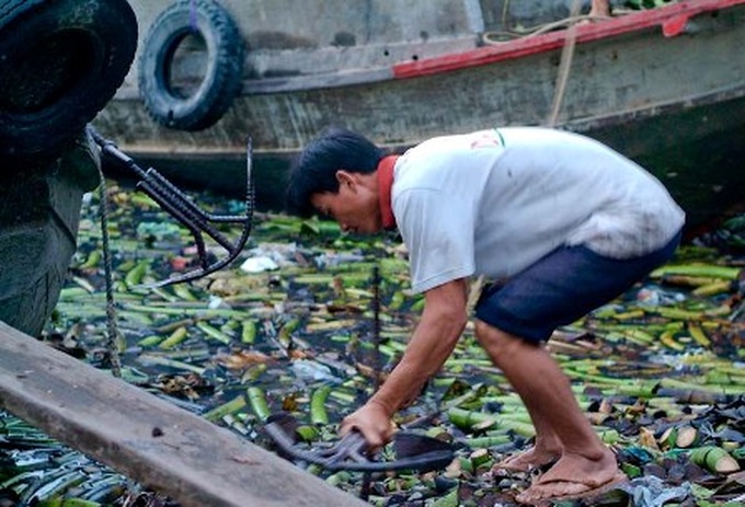 Saigon's floating market a bit less vibrant - 5