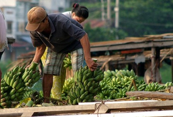 Saigon's floating market a bit less vibrant - 8