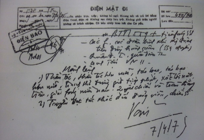 Exhibition of General Giap’s documents and photographs - 4