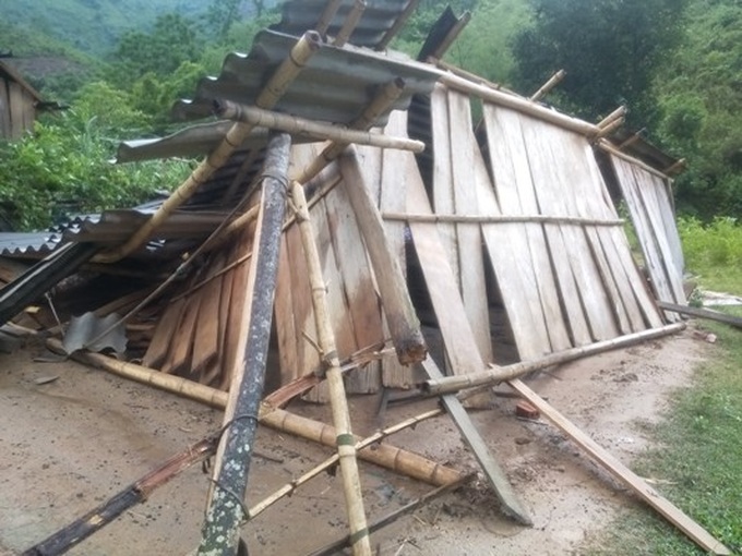 Tornados cause serious damages in Nghe An - 1