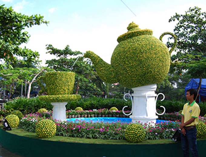Lemon-made tea-set makes Vietnam record - 8