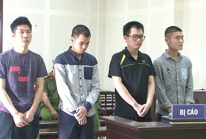 Four Chinese men get jail for bank fraud - 1 Four Chinese men get jail for bank fraud - 1