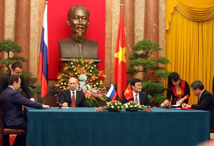 Vietnamese, Russian Presidents hold talks - 1