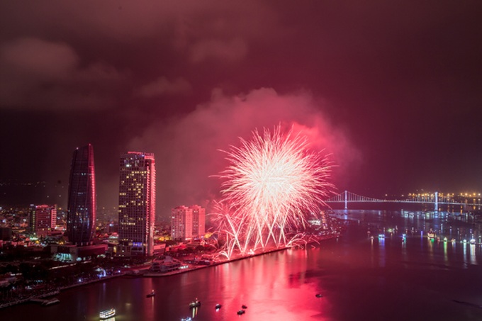 Danang International Fireworks Festival kicks off - 3