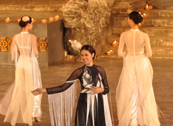 Ao Dai beauty honoured at Hue Festival - 7