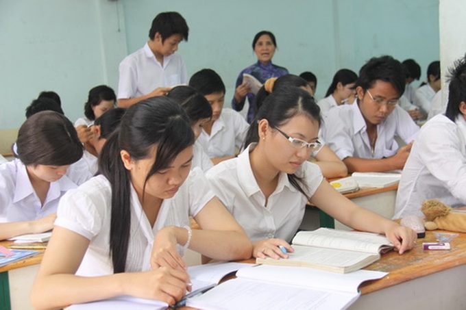 Students' indifference to literature concerns educators - 1 Students' indifference to literature concerns educators - 1