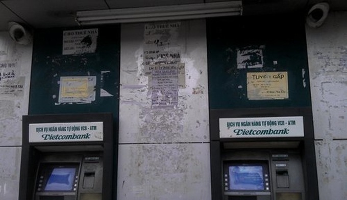 Substandard ATM machines in Hanoi - 2 Substandard ATM machines in Hanoi - 2