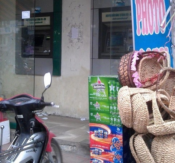 Substandard ATM machines in Hanoi - 5 Substandard ATM machines in Hanoi - 5