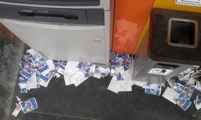 Substandard ATM machines in Hanoi - 8 Substandard ATM machines in Hanoi - 8