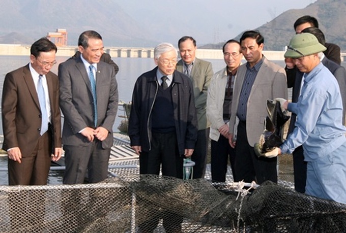 Party leader pays visit to northern province on economic mission - 1