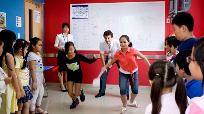 Vietnam becomes “job paradise” for English native speakers - 1 Vietnam becomes “job paradise” for English native speakers - 1