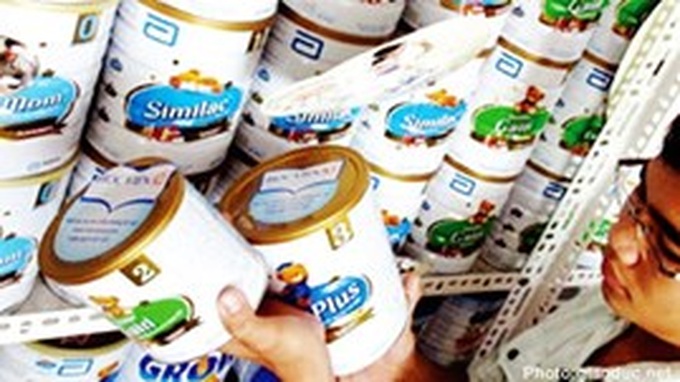 Abbott destroys imported milk in Vietnam - 1 Abbott destroys imported milk in Vietnam - 1