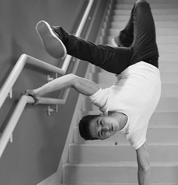 800 to vie for dance prize - 1 800 to vie for dance prize - 1