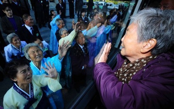 North Korea postpones family reunions with South - 1 North Korea postpones family reunions with South - 1