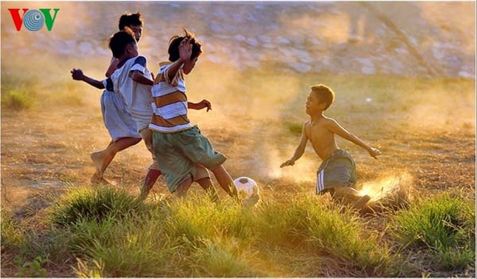 Afternoon football match at Tam Giang Lagoon - 2