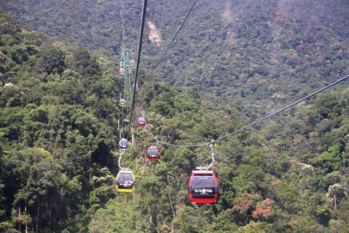 Ba Na cable car listed among world’s most spectacular rides - 1 Ba Na cable car listed among world’s most spectacular rides - 1