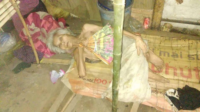 Neighbours rally to help old woman in Ha Tinh - 2 Neighbours rally to help old woman in Ha Tinh - 2