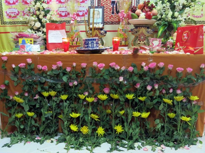 Fourth death anniversary of abandoned baby held in HCM City - 3