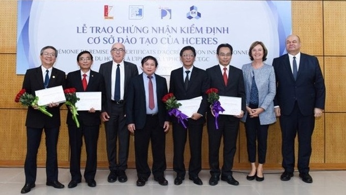 First four Vietnamese universities receive HCERES certificates - 1 First four Vietnamese universities receive HCERES certificates - 1