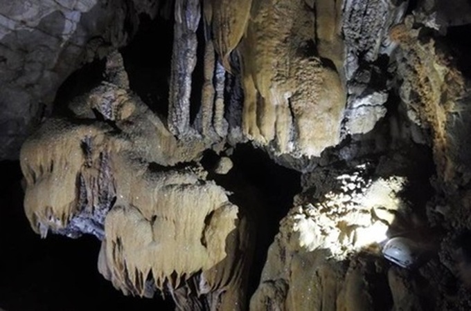 23 caves discovered in Quảng Ninh - 1