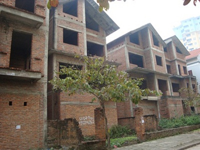 Hanoi to put 10% tax on abandoned villas - 1