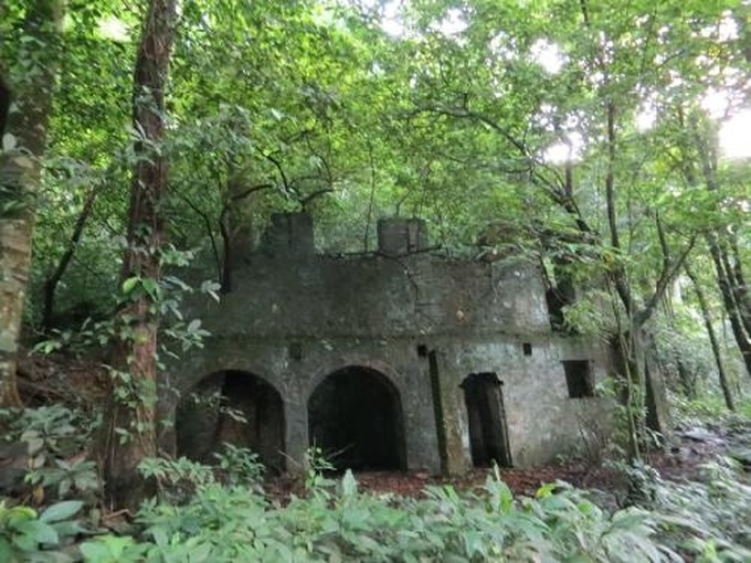 The beauty of time in French architecture in Ba Vi - 1