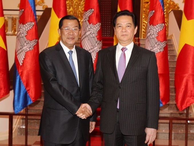 Vietnam, Cambodia work for deeper and firmer relations - 1