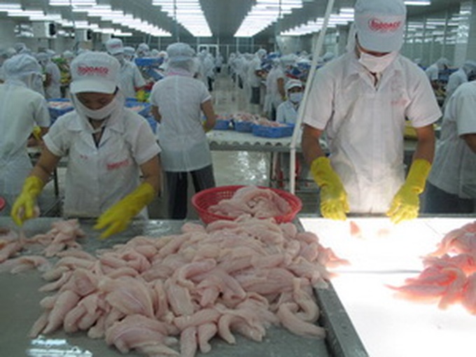 Overseas centres promote local goods - 1