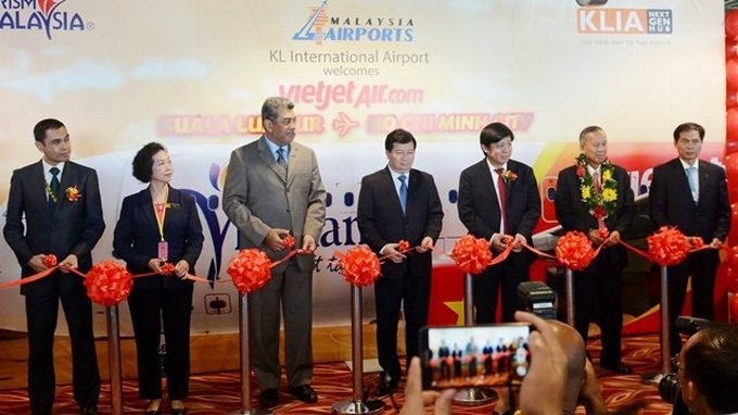 Vietjet launches new route connecting HCM City with Kuala Lumpur - 1