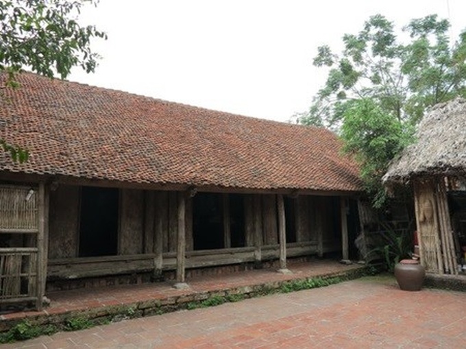 Antique houses in Duong Lam village to be repaired - 1 Antique houses in Duong Lam village to be repaired - 1