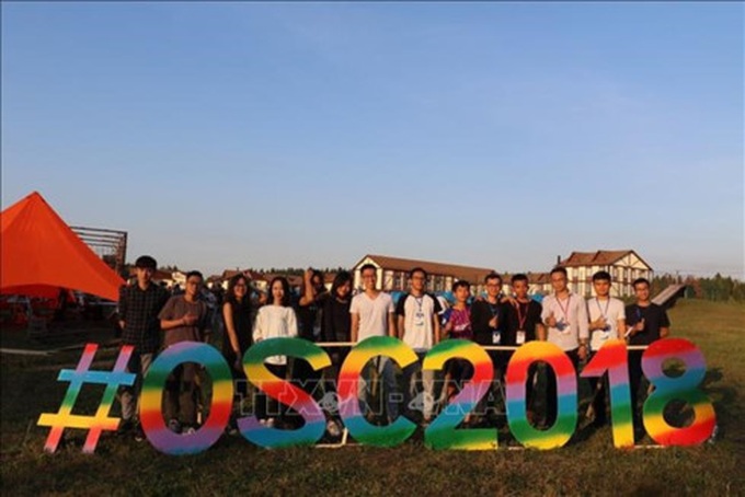 400 Vietnamese students participate in Russian summer camp - 1