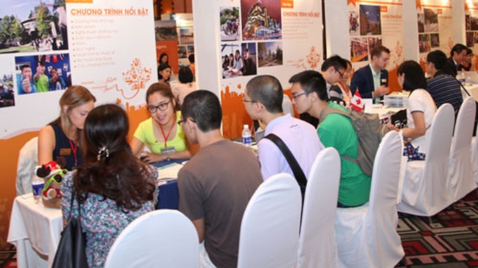 Canada Education Fairs in Vietnam - 1