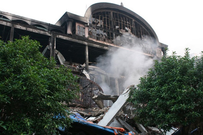 Hai Duong trade centre burnt down, causing great loss for 500 traders - 5 Hai Duong trade centre burnt down, causing great loss for 500 traders - 5
