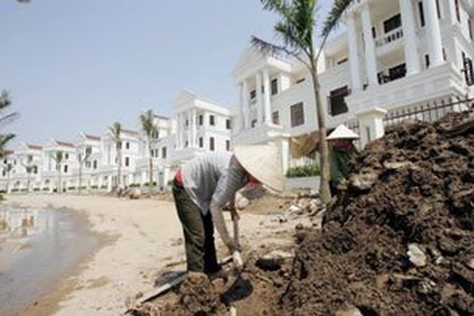 Gap widens between rich and poor - 1