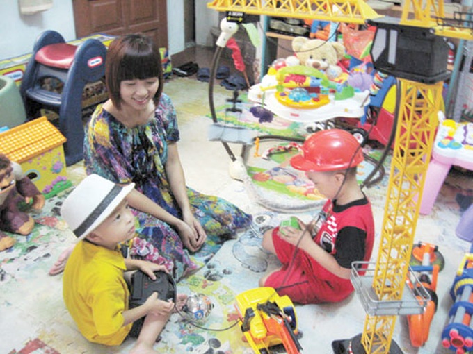Toy rental service thriving in Hanoi - 1