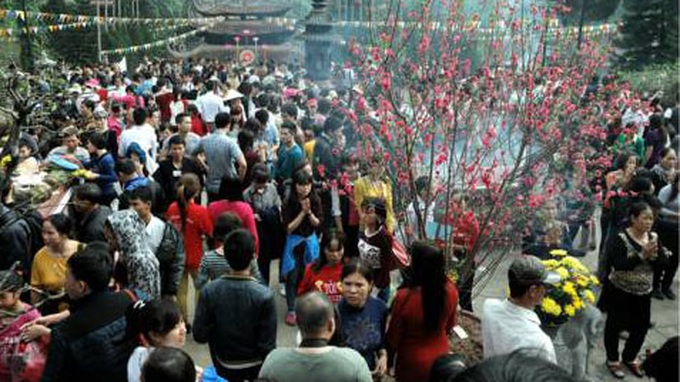 Huong Pagoda Festival officially opens - 1