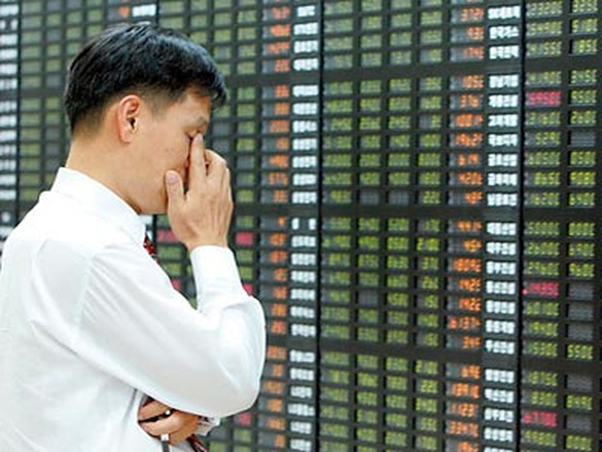 Poor CEO management puts firms at risk - 1 Poor CEO management puts firms at risk - 1